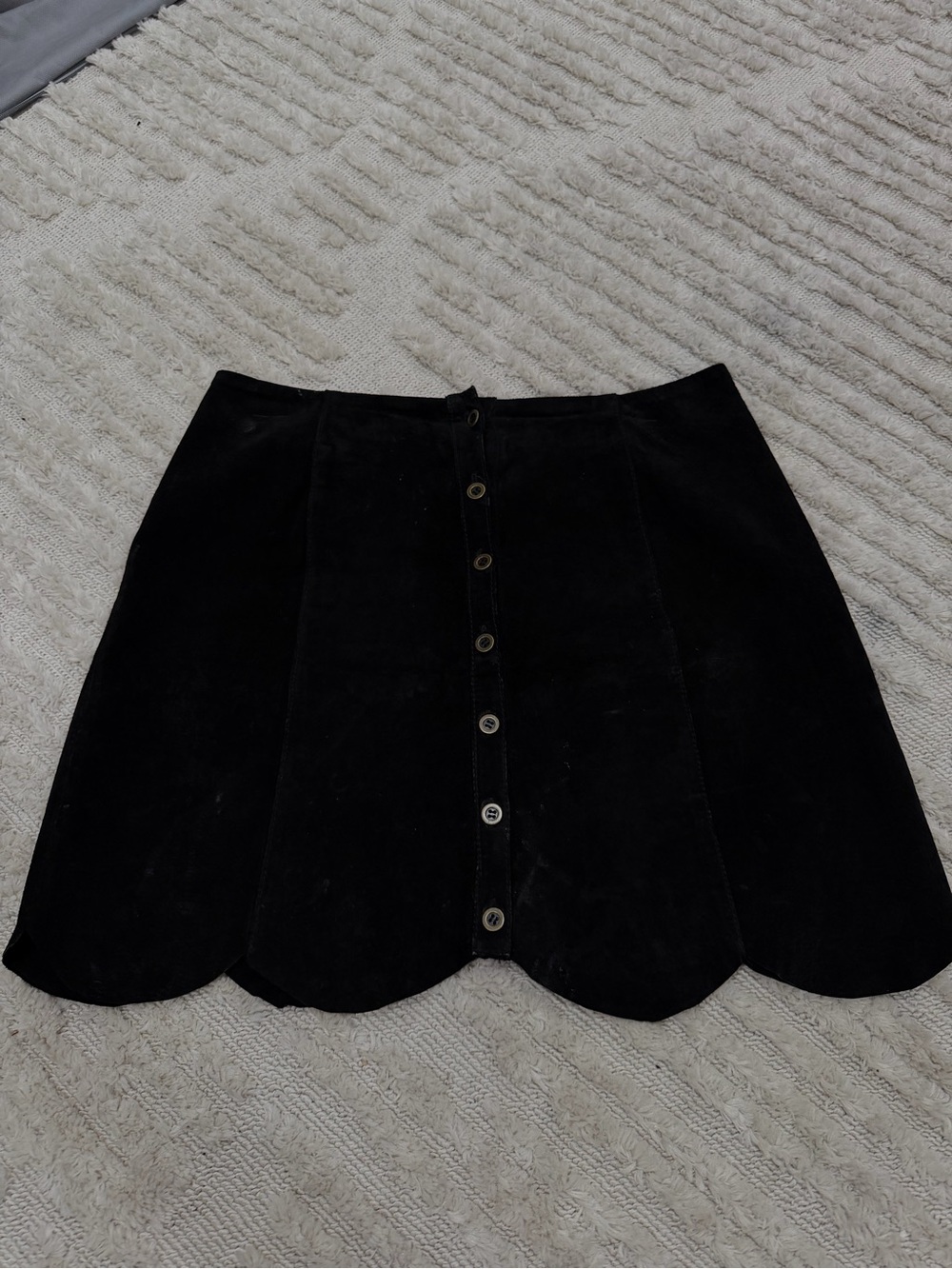 Ecote Black Scallop Hem Button-Front Mini Skirt